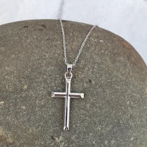 10KT White Gold Cross Plain Pendant Chain Necklace