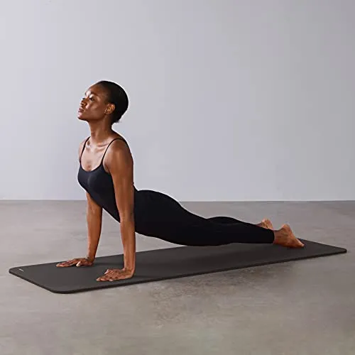 AmazonBasics 13mm Extra Thick Yoga and Exercise Mat with Carrying Strap, Black