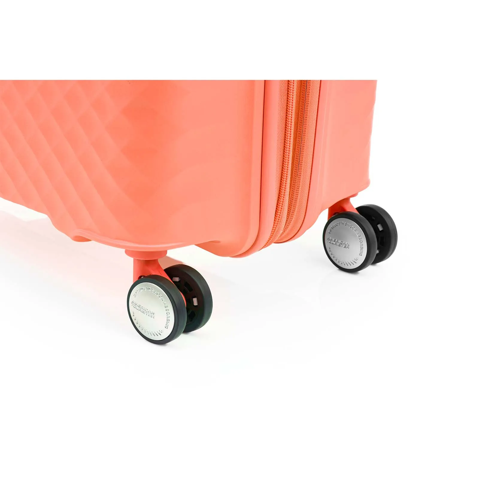 American Tourister Squasem 75cm Suitcase Bright Coral