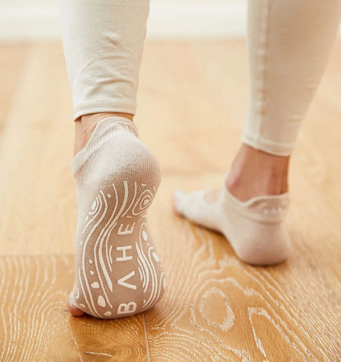 BAHE Grounded Grippy Open-Toe Socks - Dusty Beige