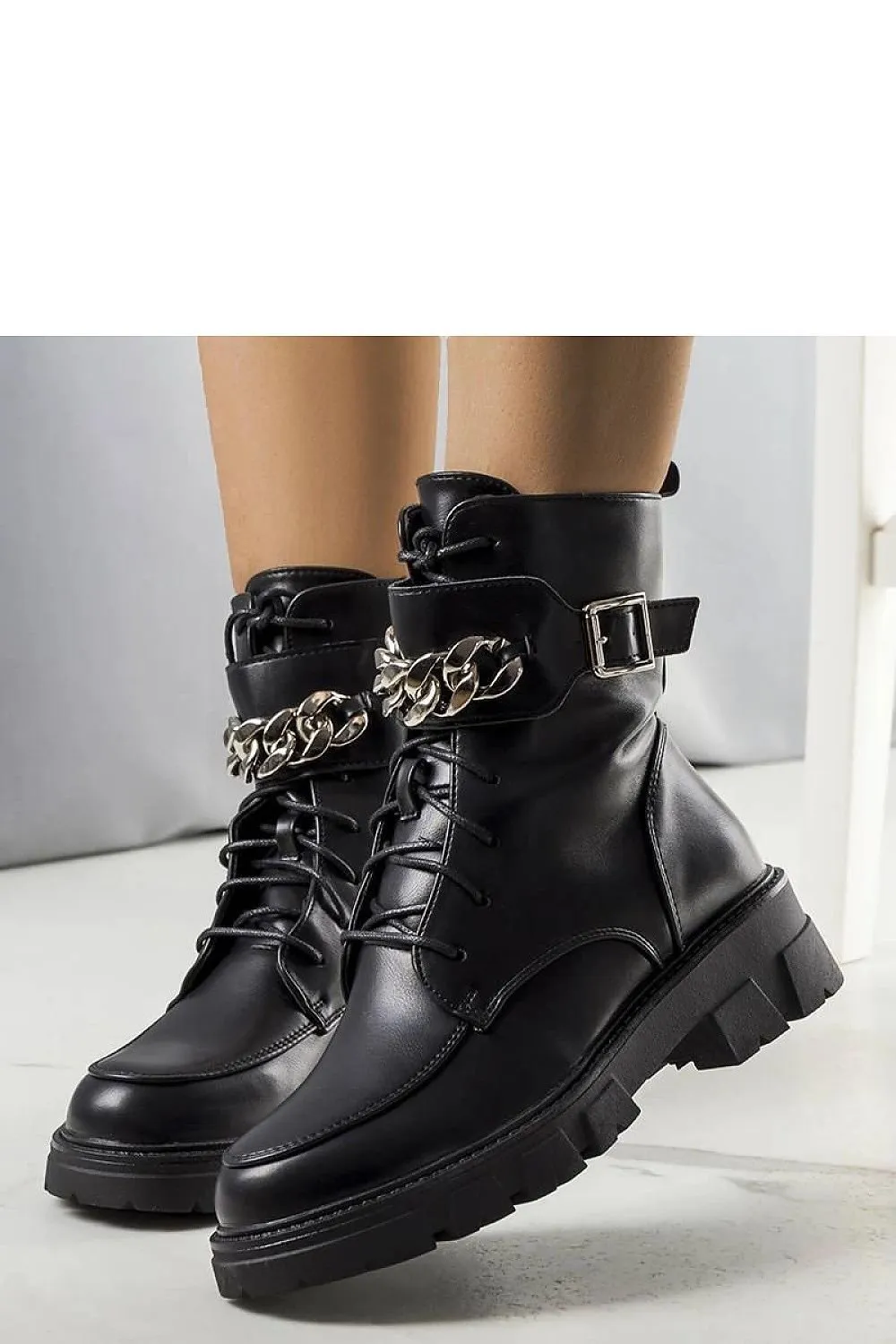 Black insulated Traper Boots