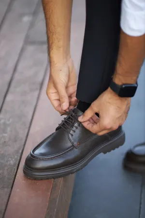 Brown Grainy Laces Shoes