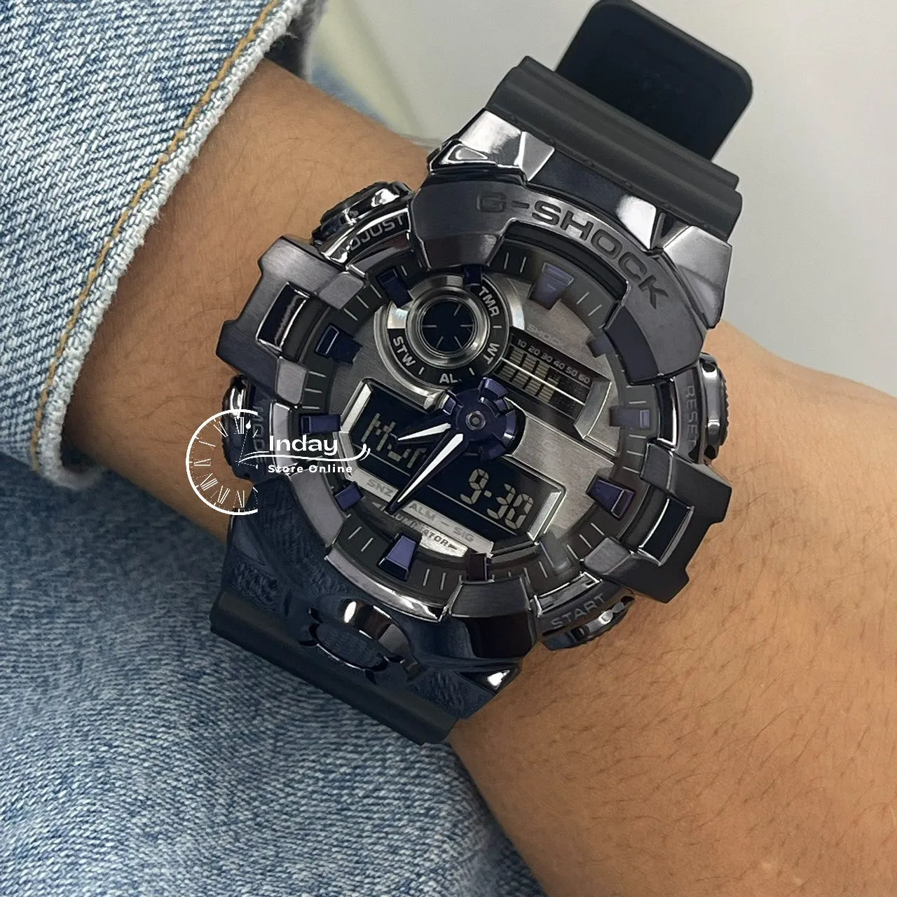 Casio G-Shock G-Steel Men's Watch GM-700P-6A Resin Band Shock Resistant Mineral Glass Battery Life 5-Years