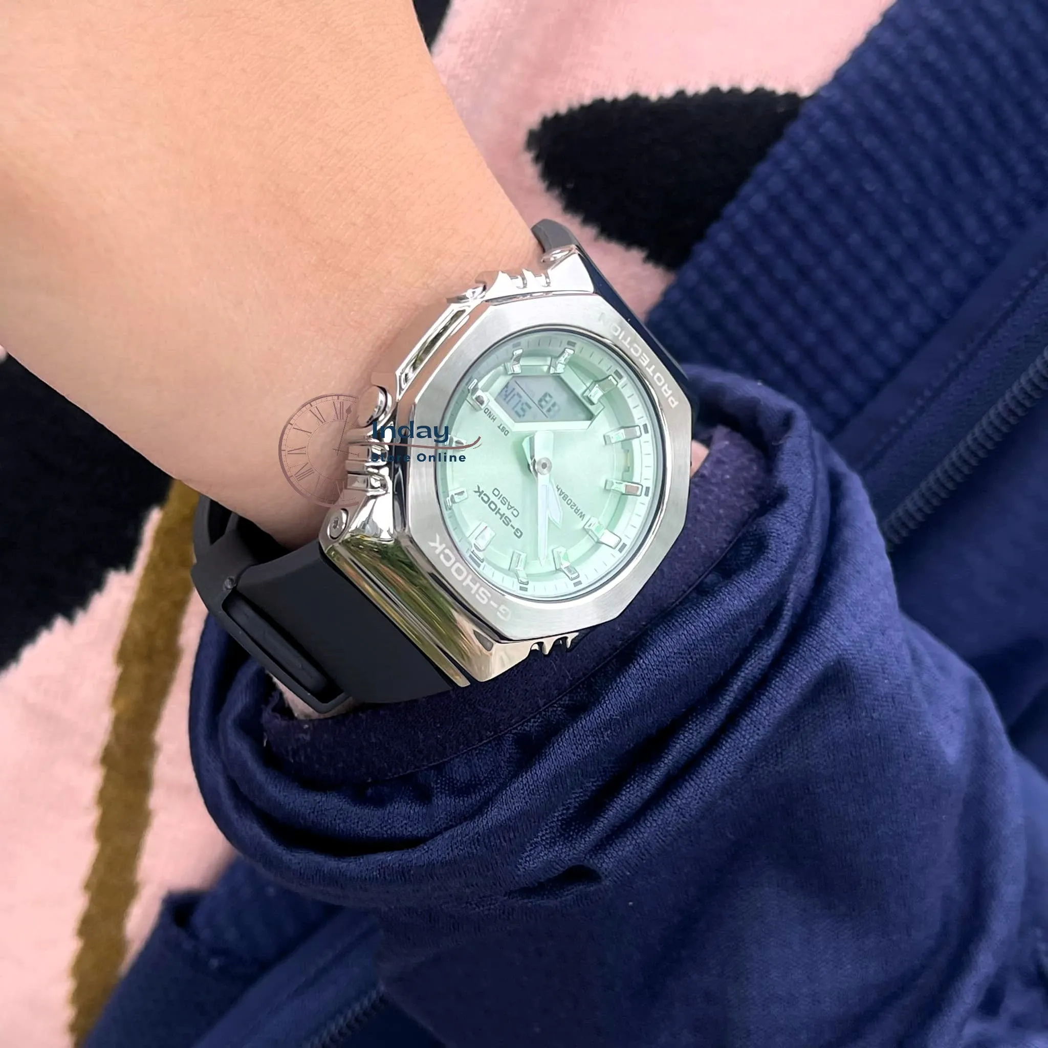 Casio G-Shock Women's Watch GM-S2110-3A Resin Band Shock Resistant Mineral Glass