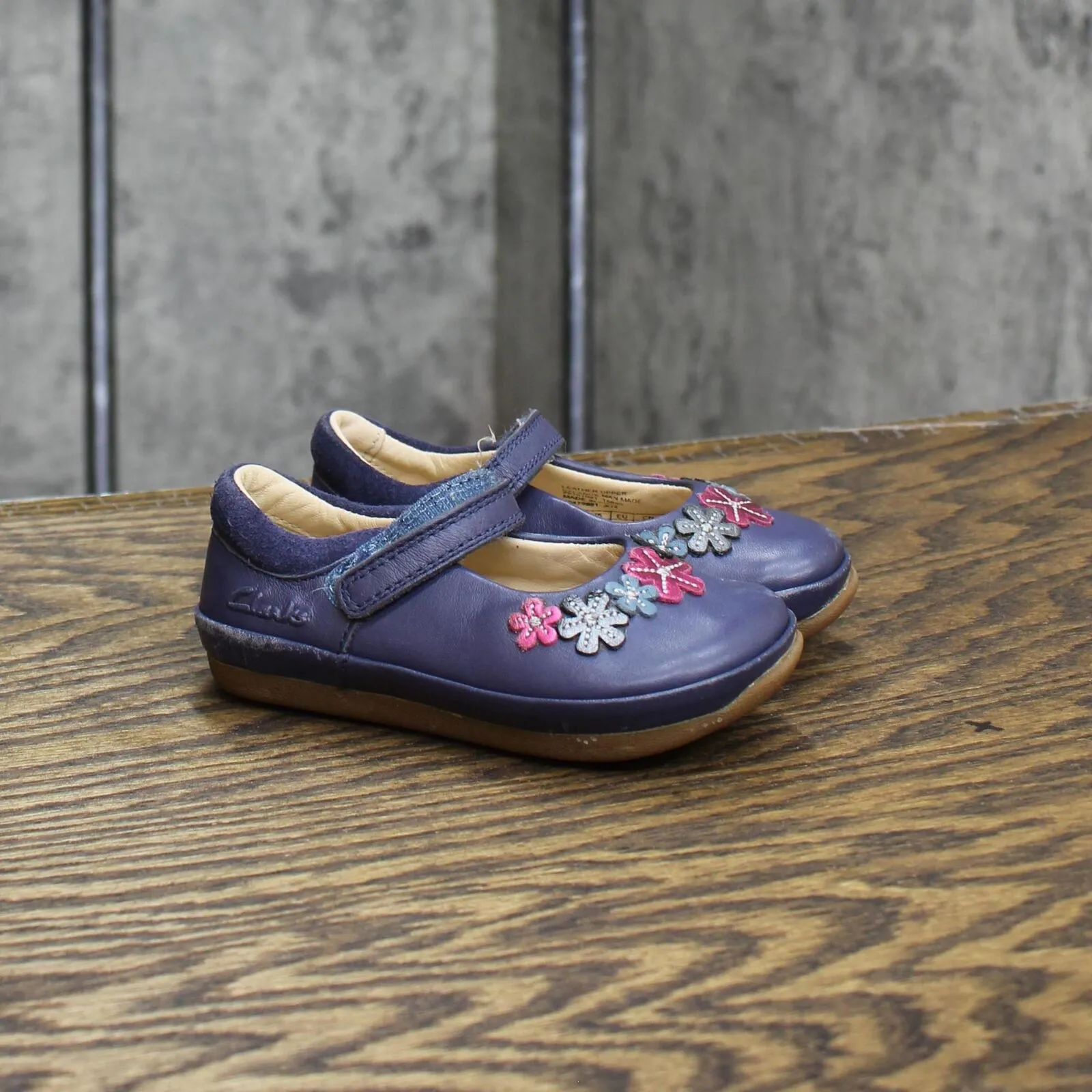 Clarks Toddler Girls Slip On Strap Shoes 1668fa3f5cfbc0 Blue Floral 5M