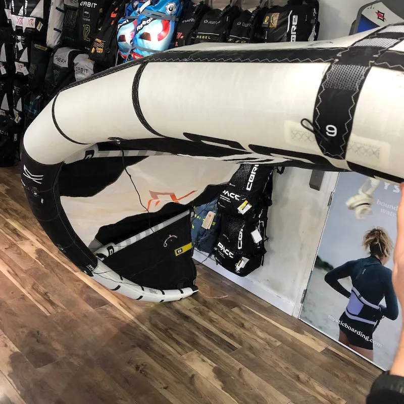 Core XR7 9m Kite Used