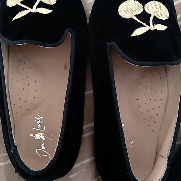 Don Louis black velvet gold cherry girls shoes size 31 eu