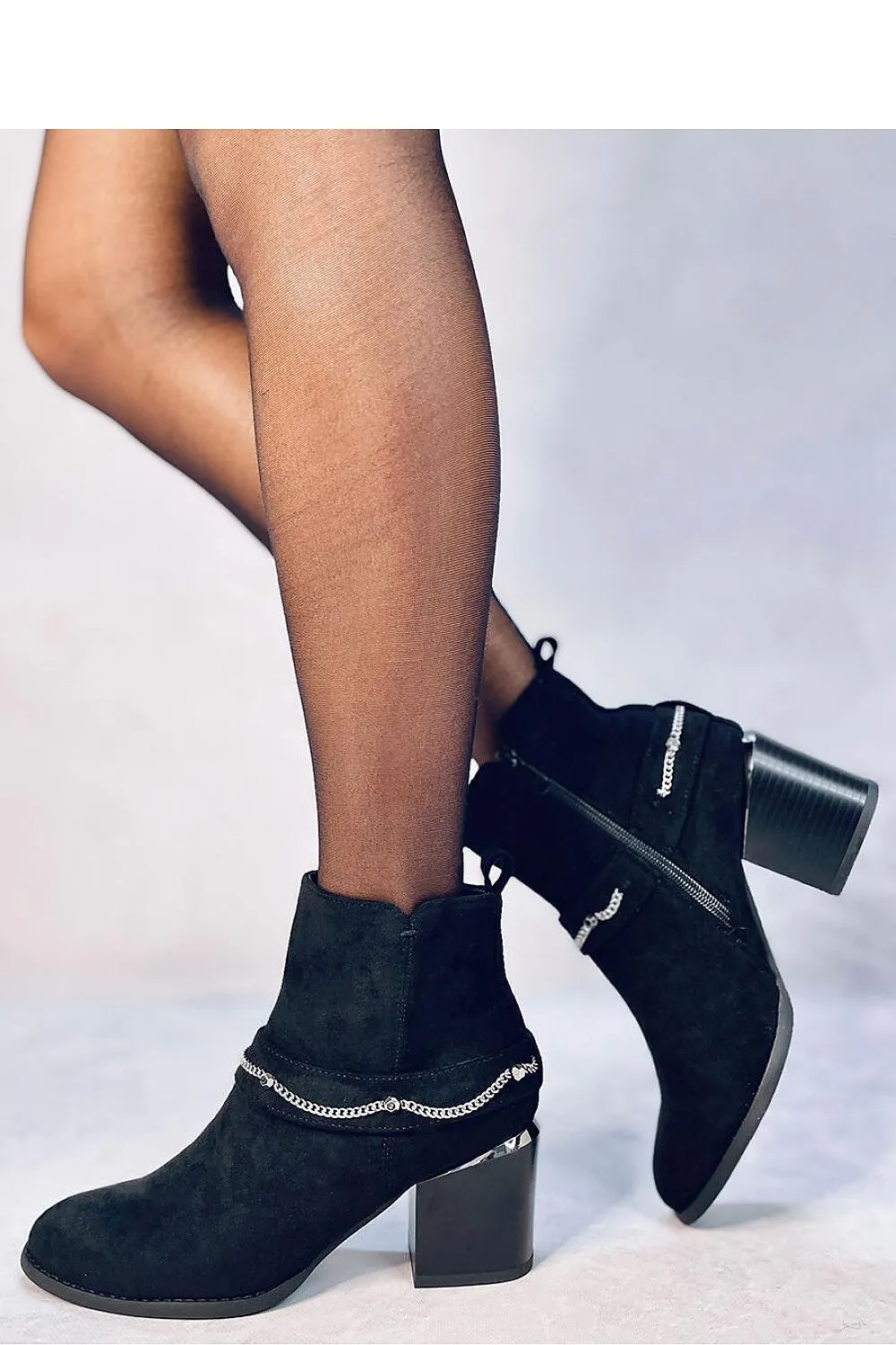 Heel boots