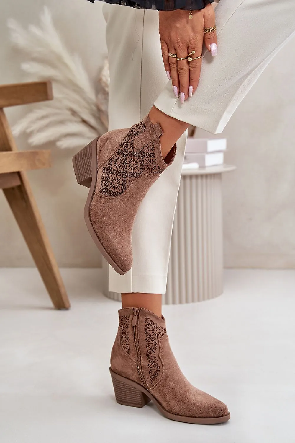 Heel boots