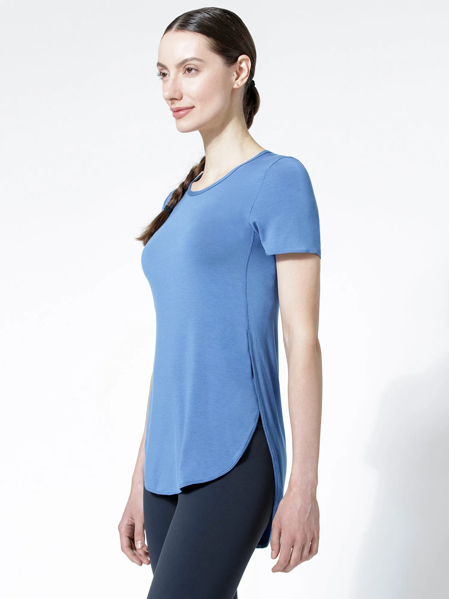 HI LO SPLIT SIDE TEE