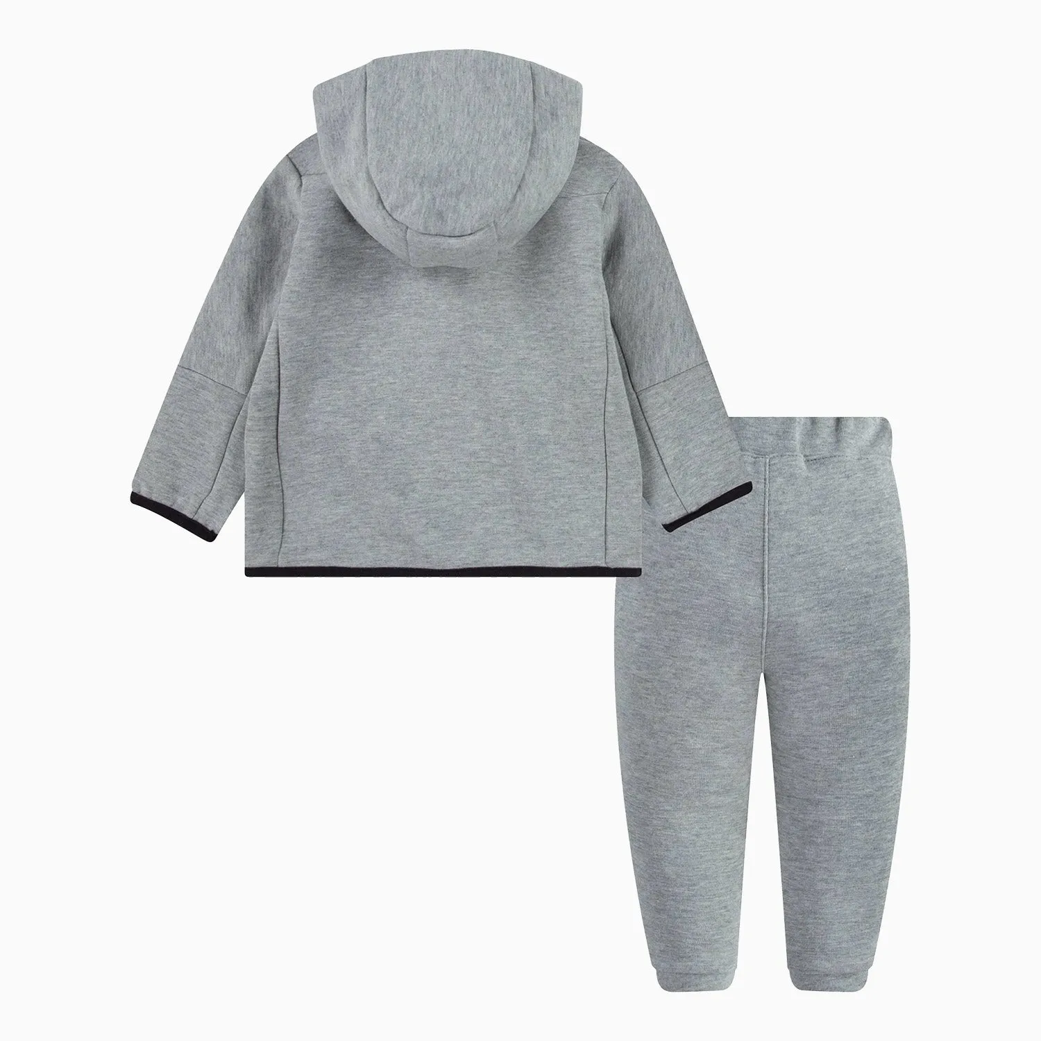 Kid's Sportswear Tech Fleece Outfit