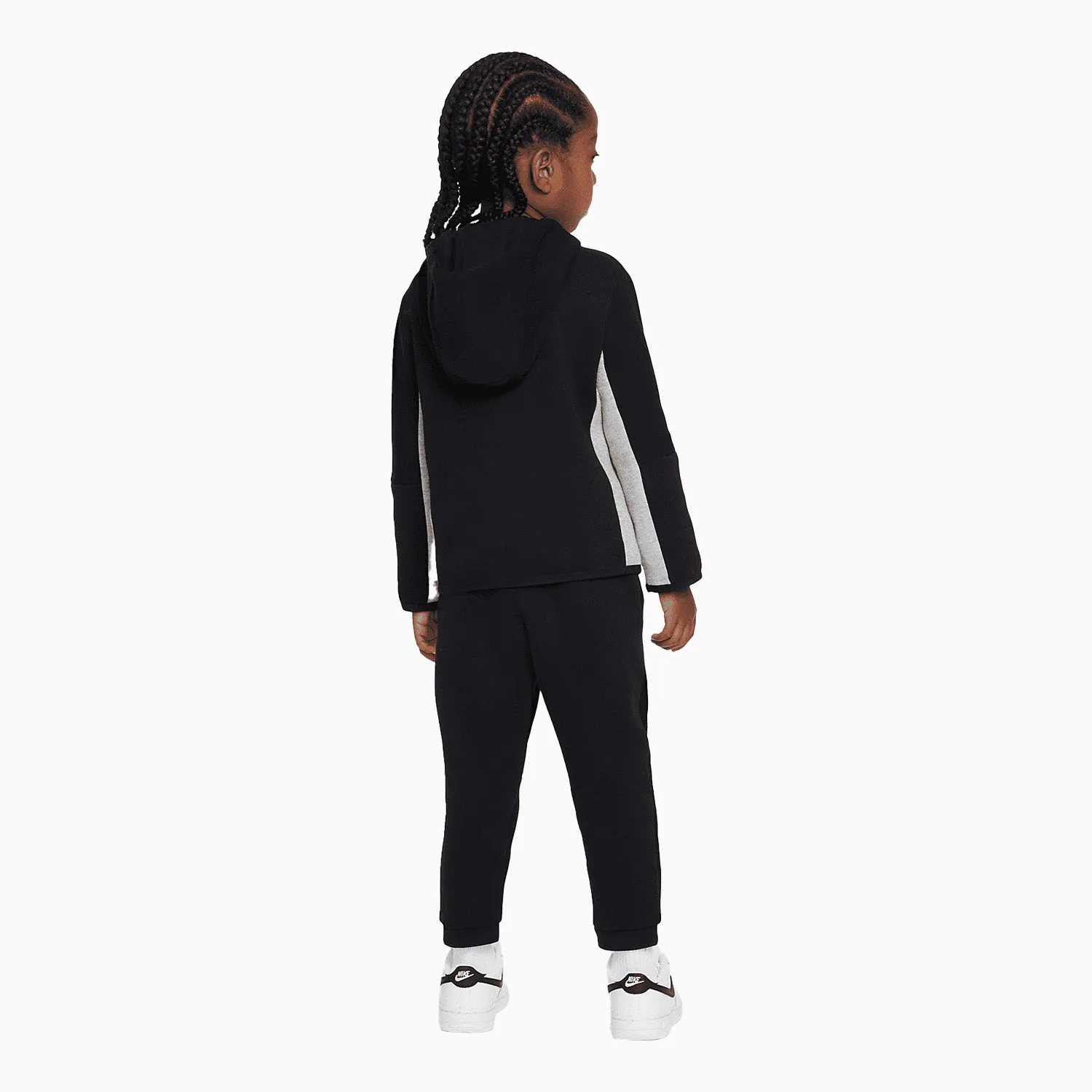 Kid's Sportswear Tech Fleece Outfit