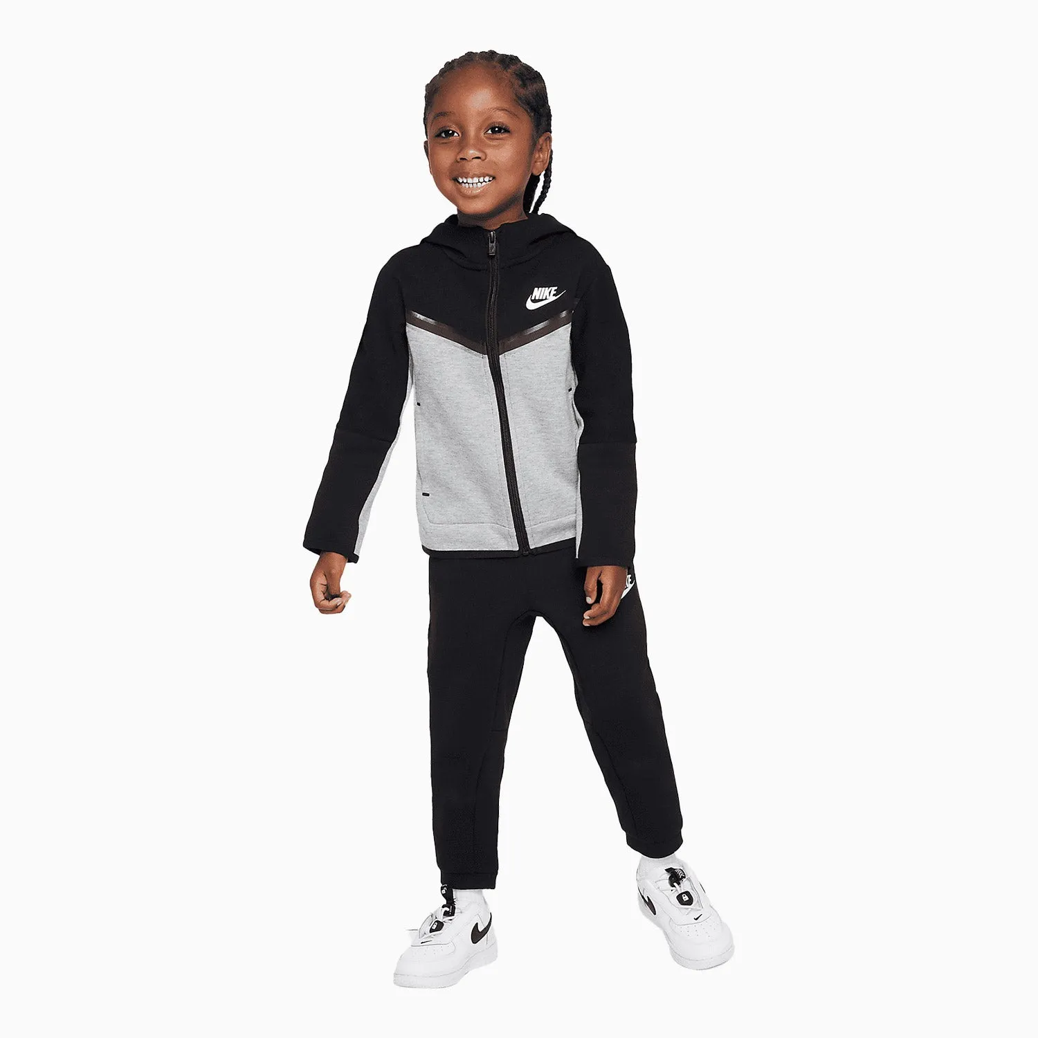 Kid's Sportswear Tech Fleece Outfit