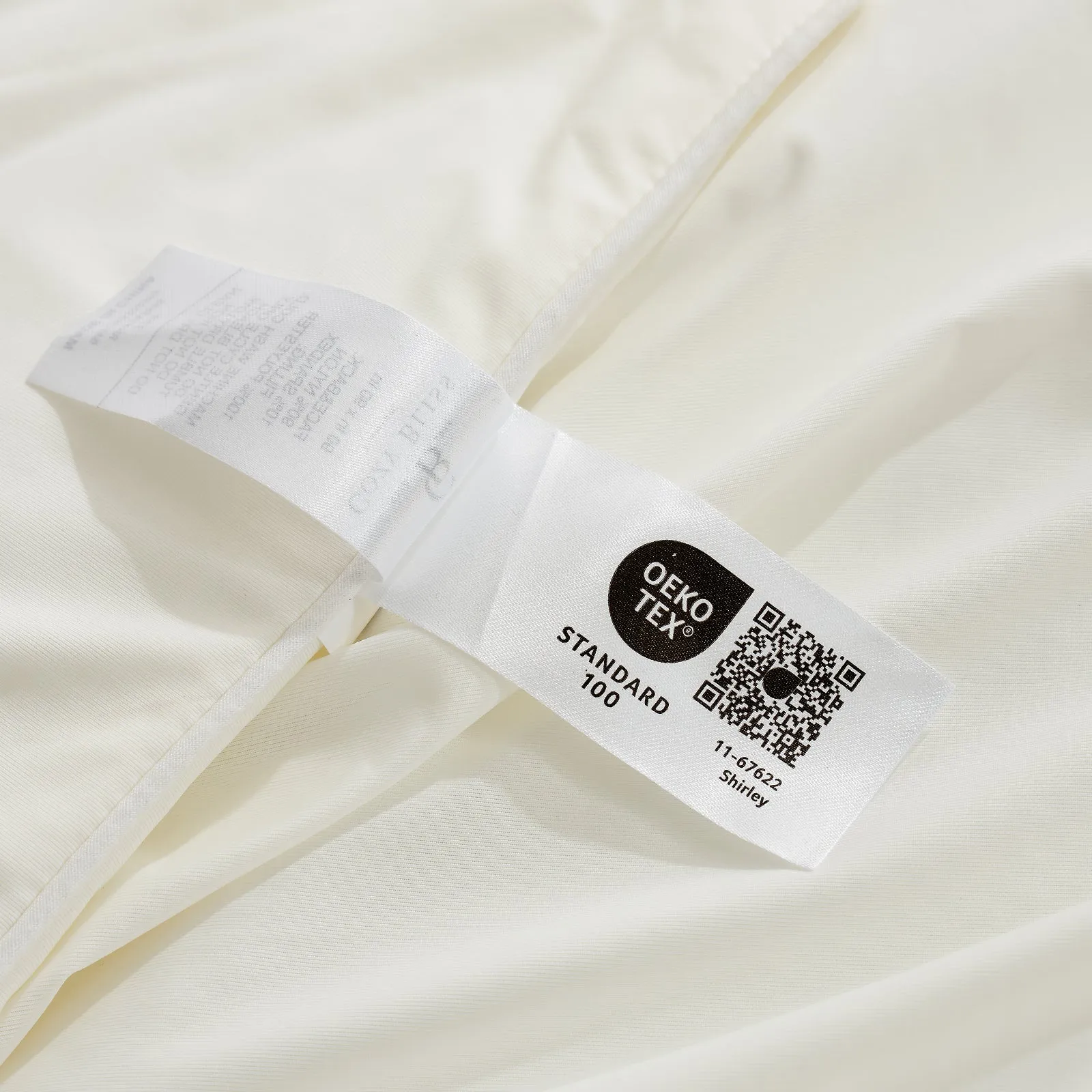 Lightweight Cooling Comforter