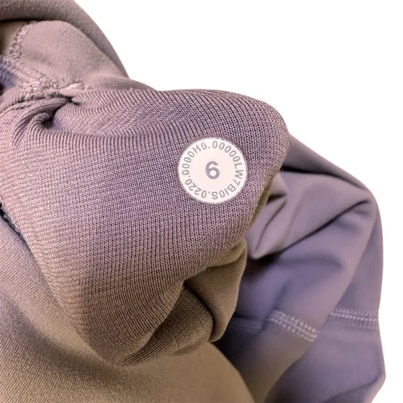 Lululemon Align Super High-Rise 10” Shorts - Size 6 - Violet Verbena