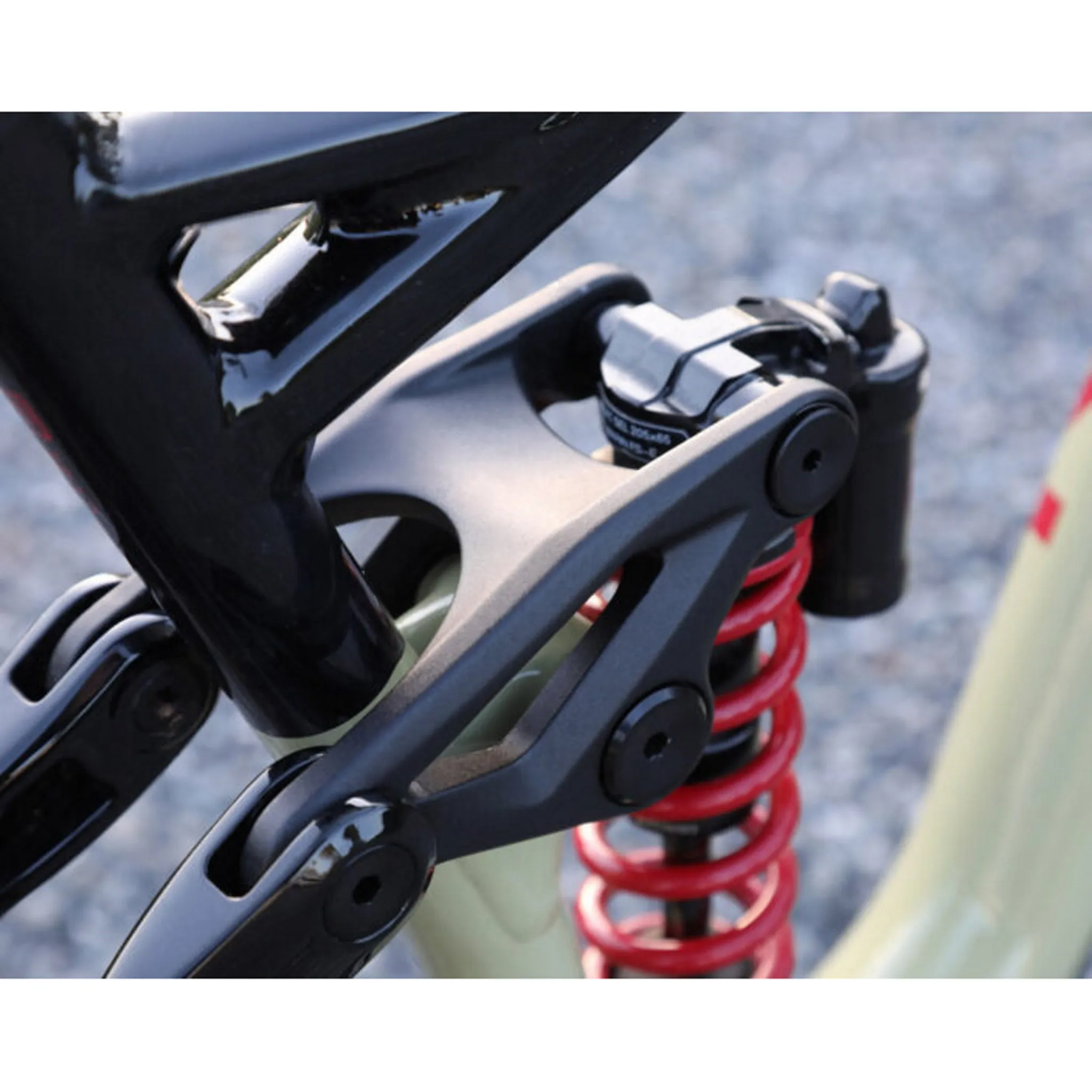 Marin Alpine Trail XR Enduro Bike Tan/Black/Red