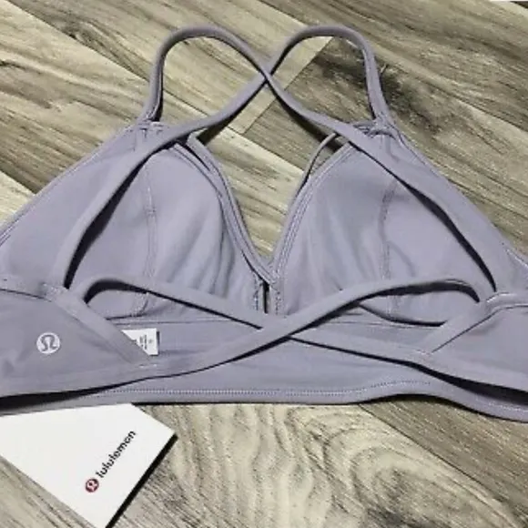 New Lululemon Radiant Rhapsody BraLavender Grey Size 6