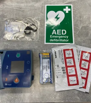 Pre-Owned, Philips Heartstart FR2 Defibrillator (Unit   x2 Sets of PADS   Battery) - Semi Automatic