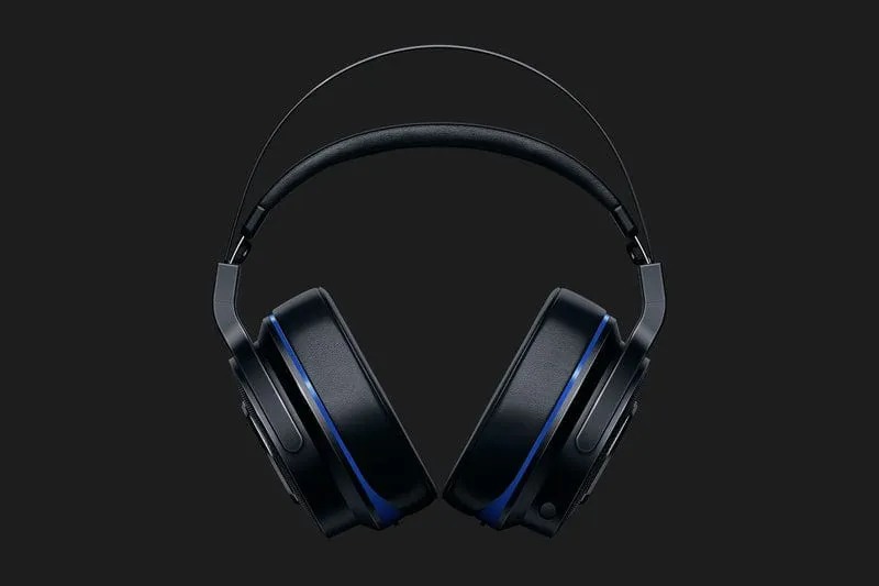Razer - Thresher 7.1 Wireless Gaming Headset, 7.1 Surround Sound with Retractable Microphone (PS4)