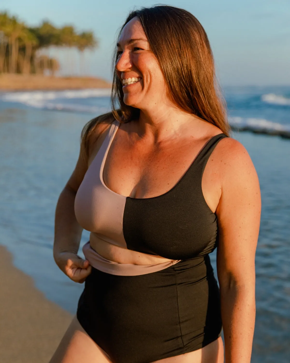 Sirena Bikini Top - Misty Rose / Volcanic Black