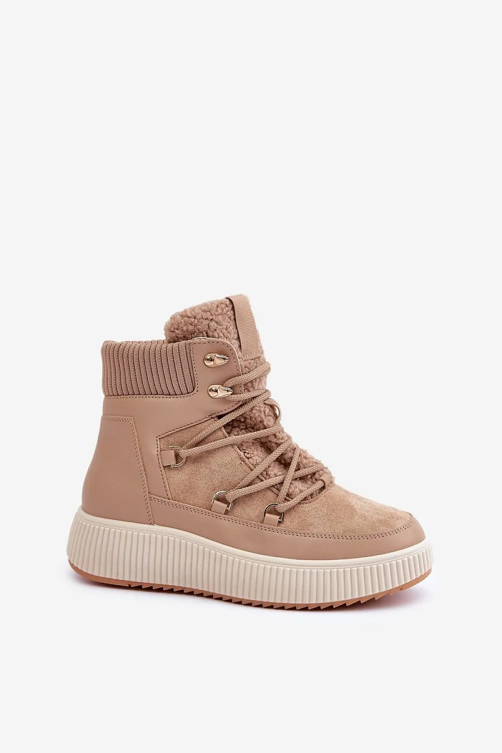 Snow boots
