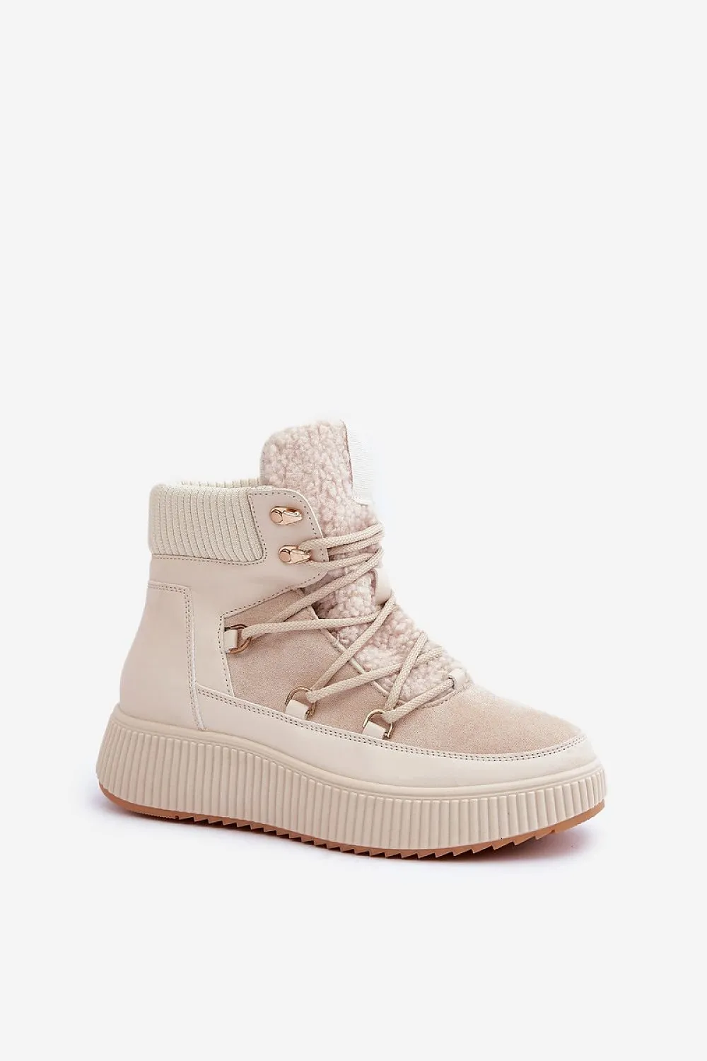 Snow boots