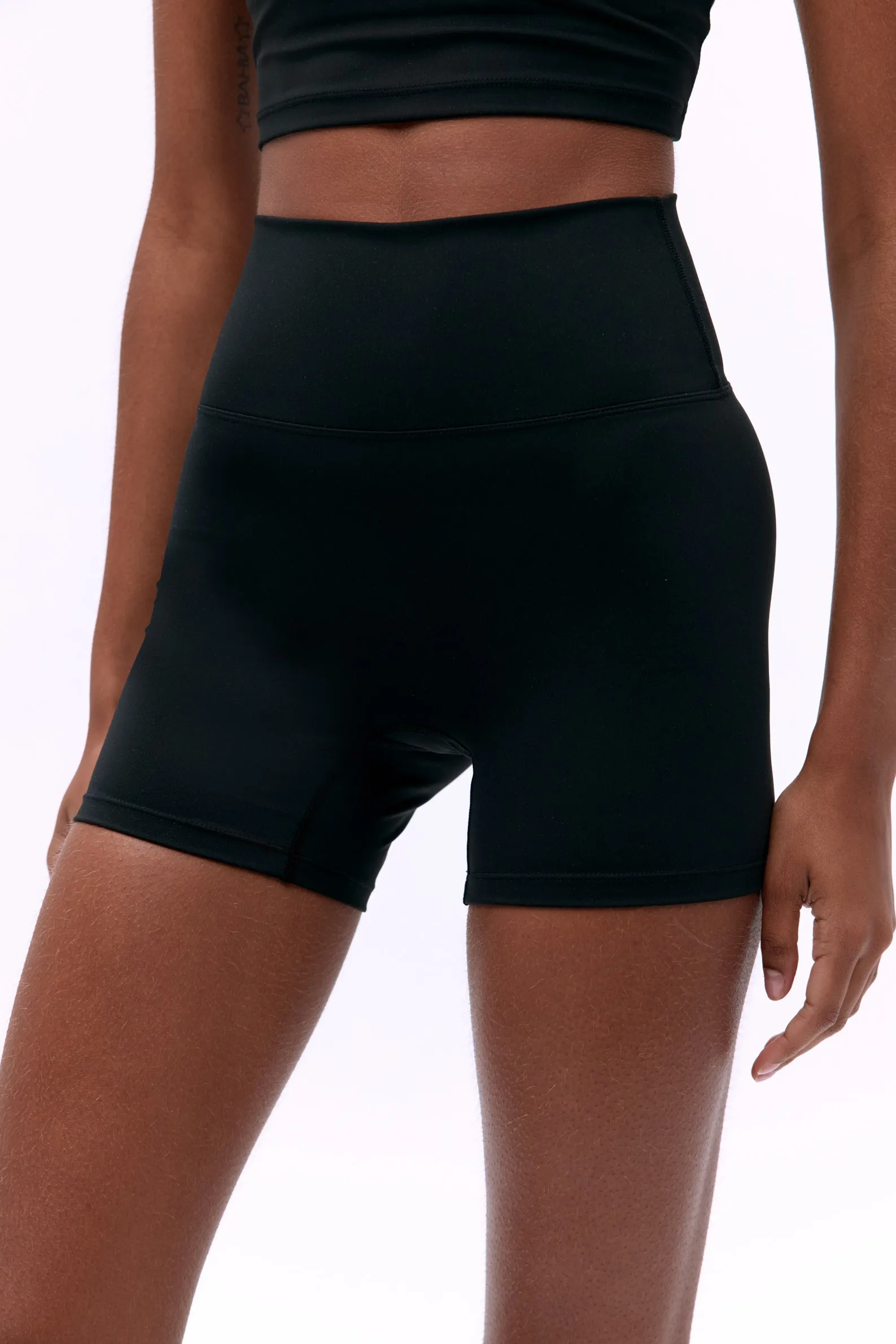Ultimate Ultra Crop Shorts - Black