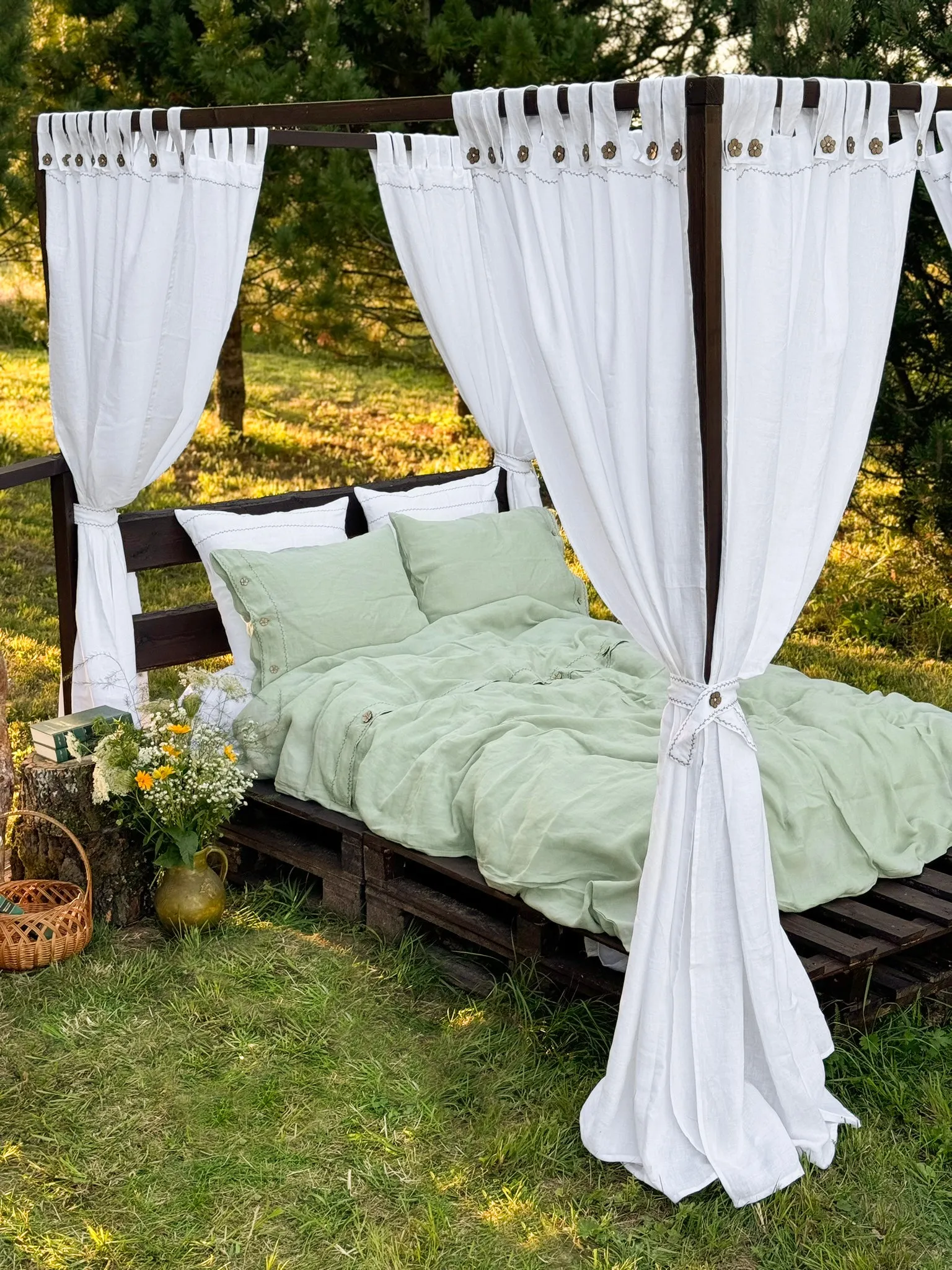 US size bedding set with Black Embroidery. Light colors options. Top closure for bed sheets