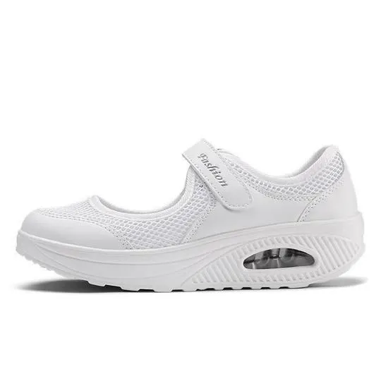 Women's stretchable breathable lightweight walking shoes